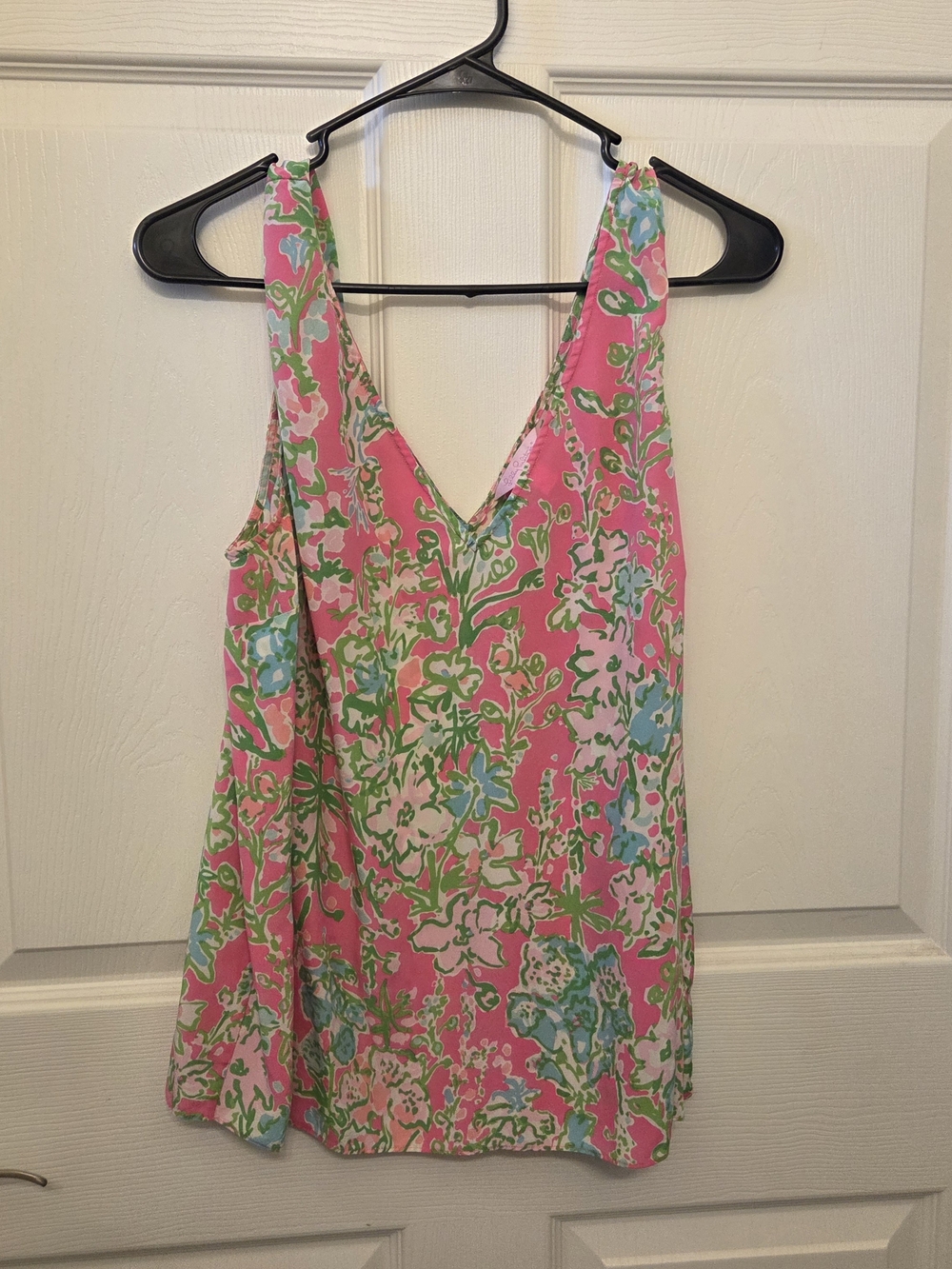 Lilly Pulitzer Pink Floral V-Neck Camisole
